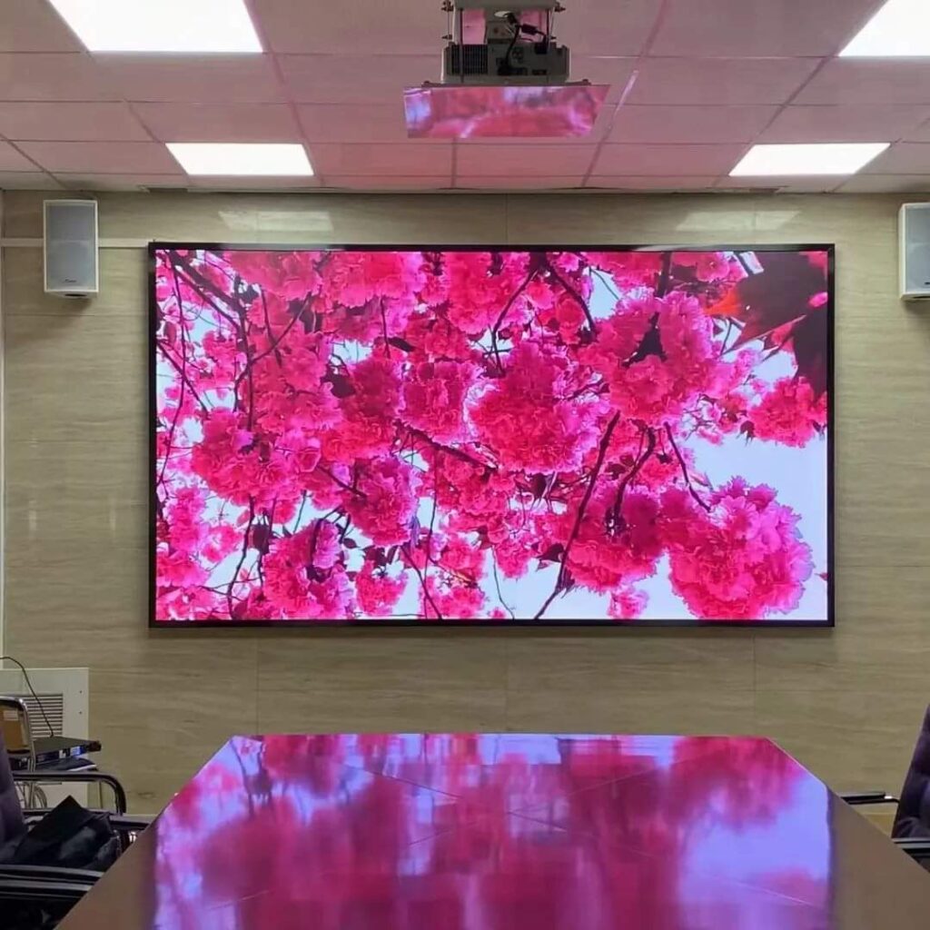 Indoor SMD Screen in meeting room